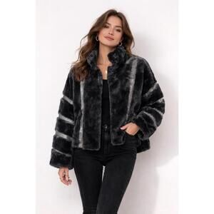 Colleen Lopez Black Faux Fur Jacket Cropped Plush Coat Size XXS